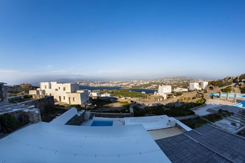 Holiday home Huge Mykonos. Ideal For 8-12 Guests