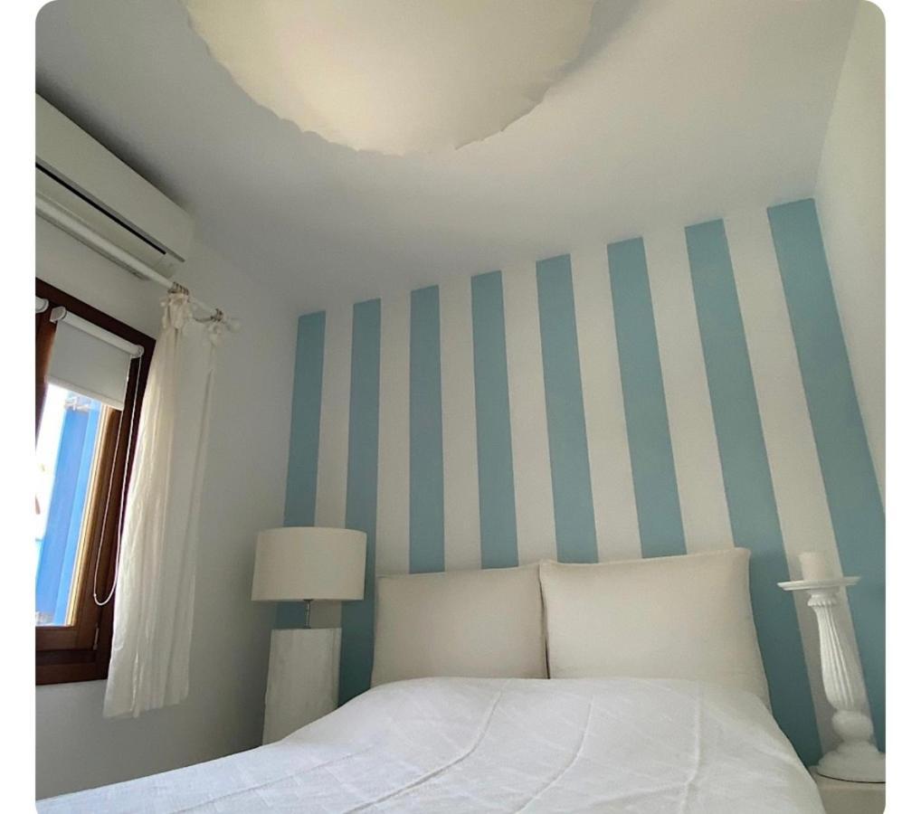 White Luxury With Shared Pool Downtown Mykonos Town
