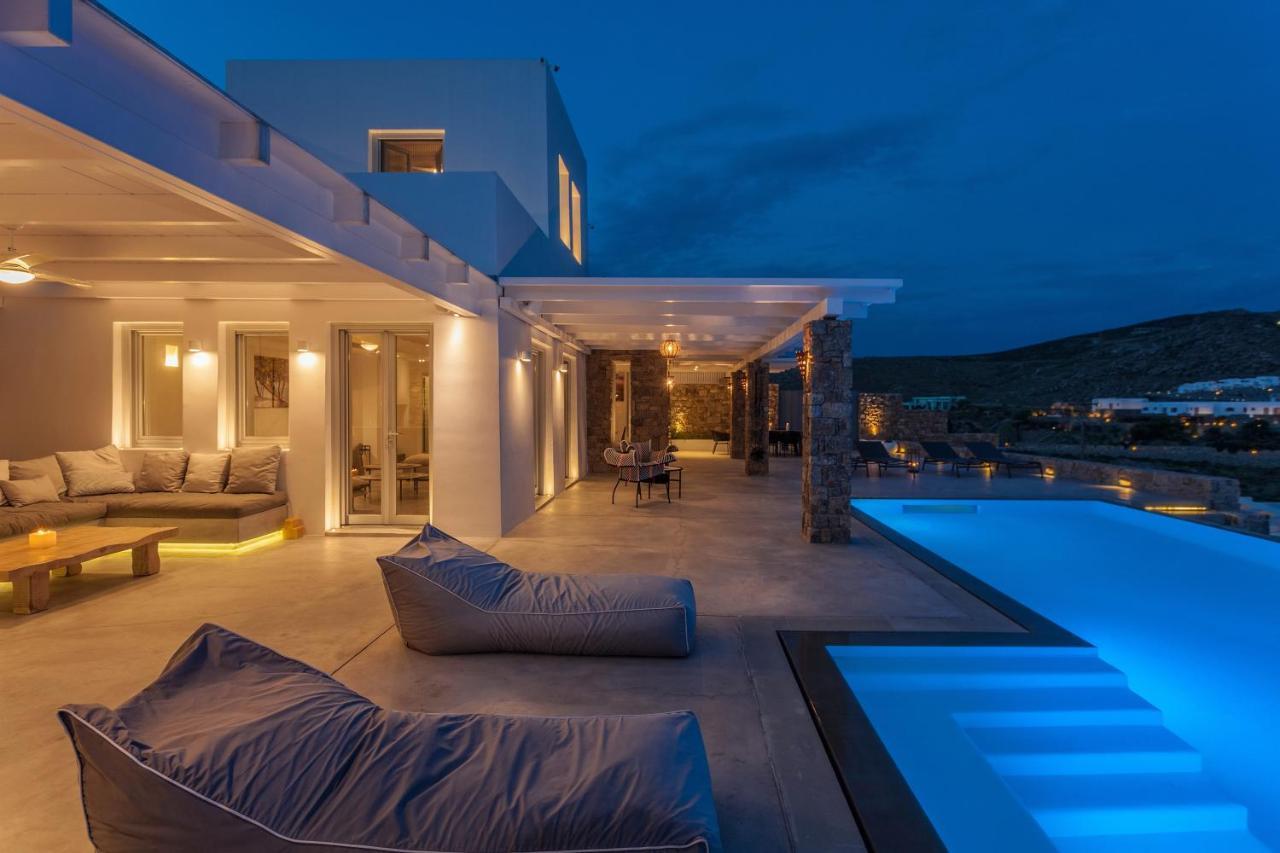 Anarina & Elia Villa *