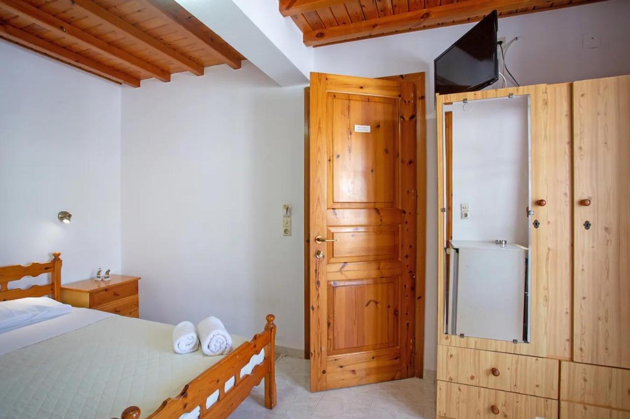 Irida * Mykonos Town