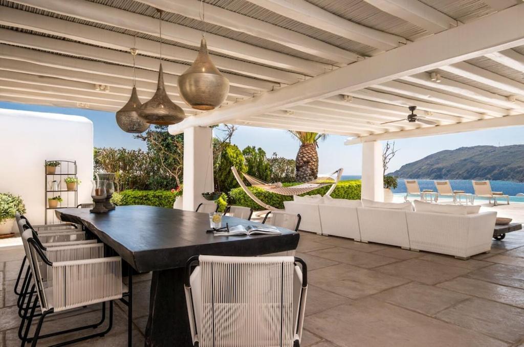 Island , Luxury In Mykonos Villa