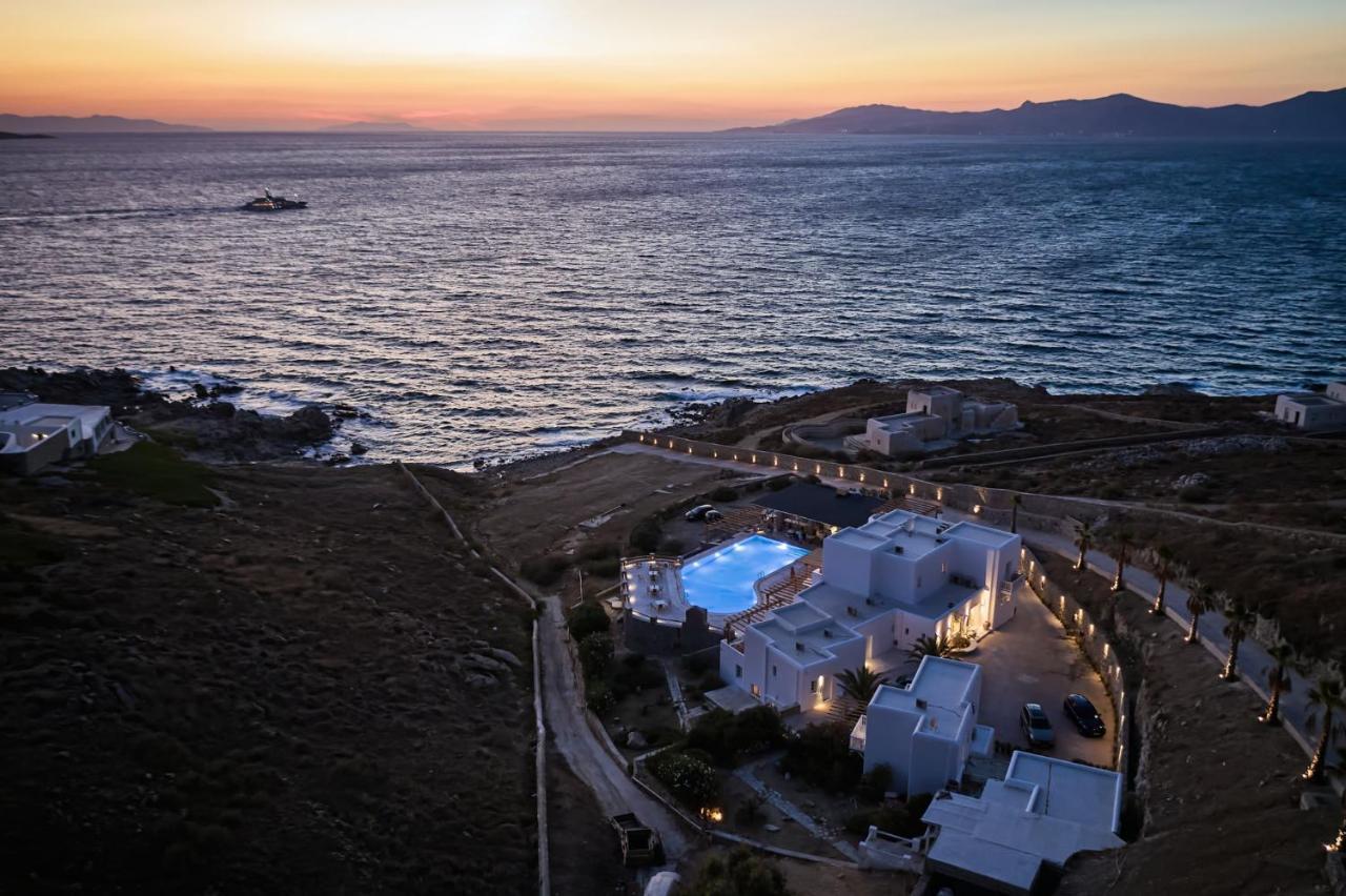 Ubud Mykonos Hotel 4*