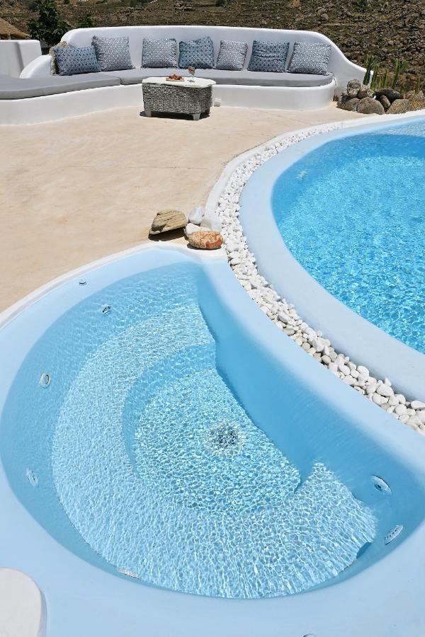 Platis Gialos: Charming Retreat With Private Pool Villa