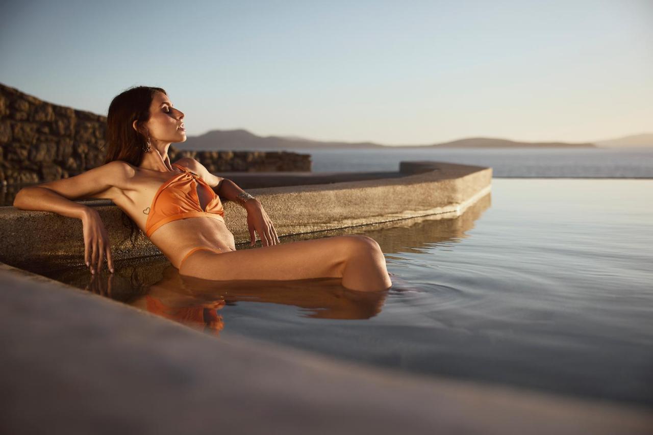 Amazon Mykonos & 5*