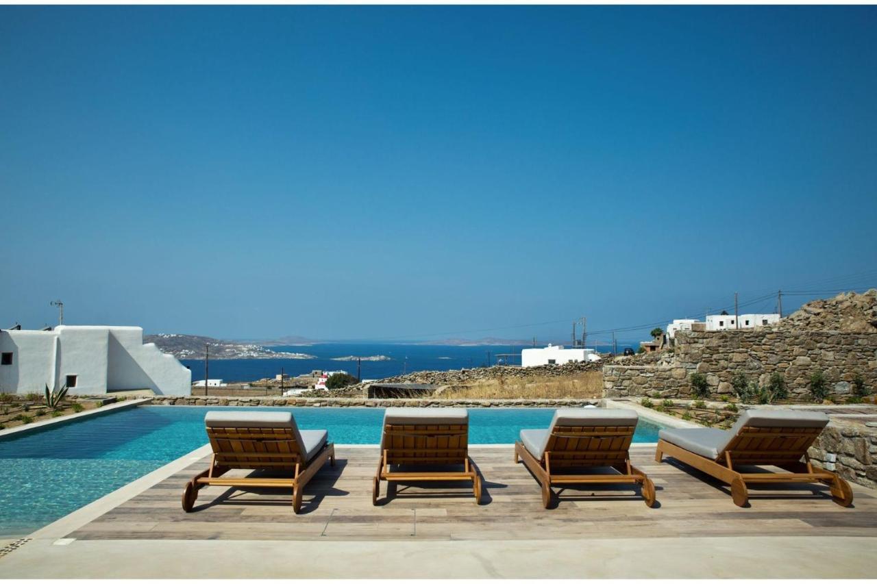 Villa La Isla Bonita: Luxury Mykonos Retreat With Sea Views