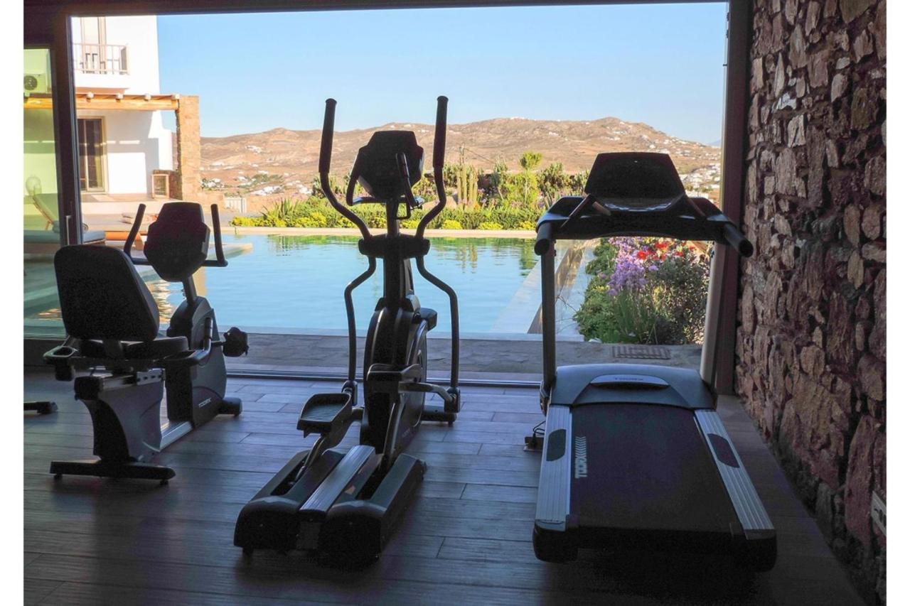 La Isla Bonita: Luxury Mykonos Retreat With Sea Views *