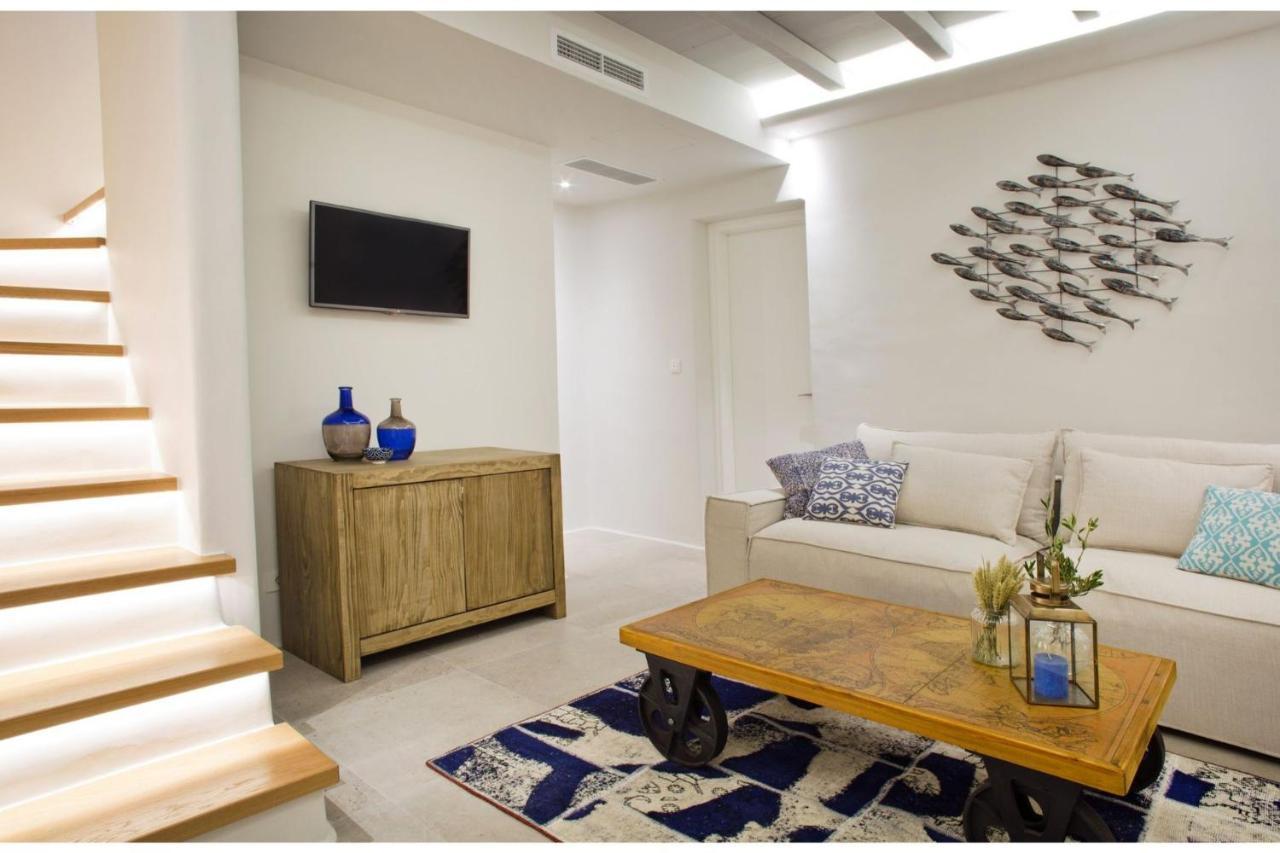 La Isla Bonita: Luxury Mykonos Retreat With Sea Views * Mykonos Town