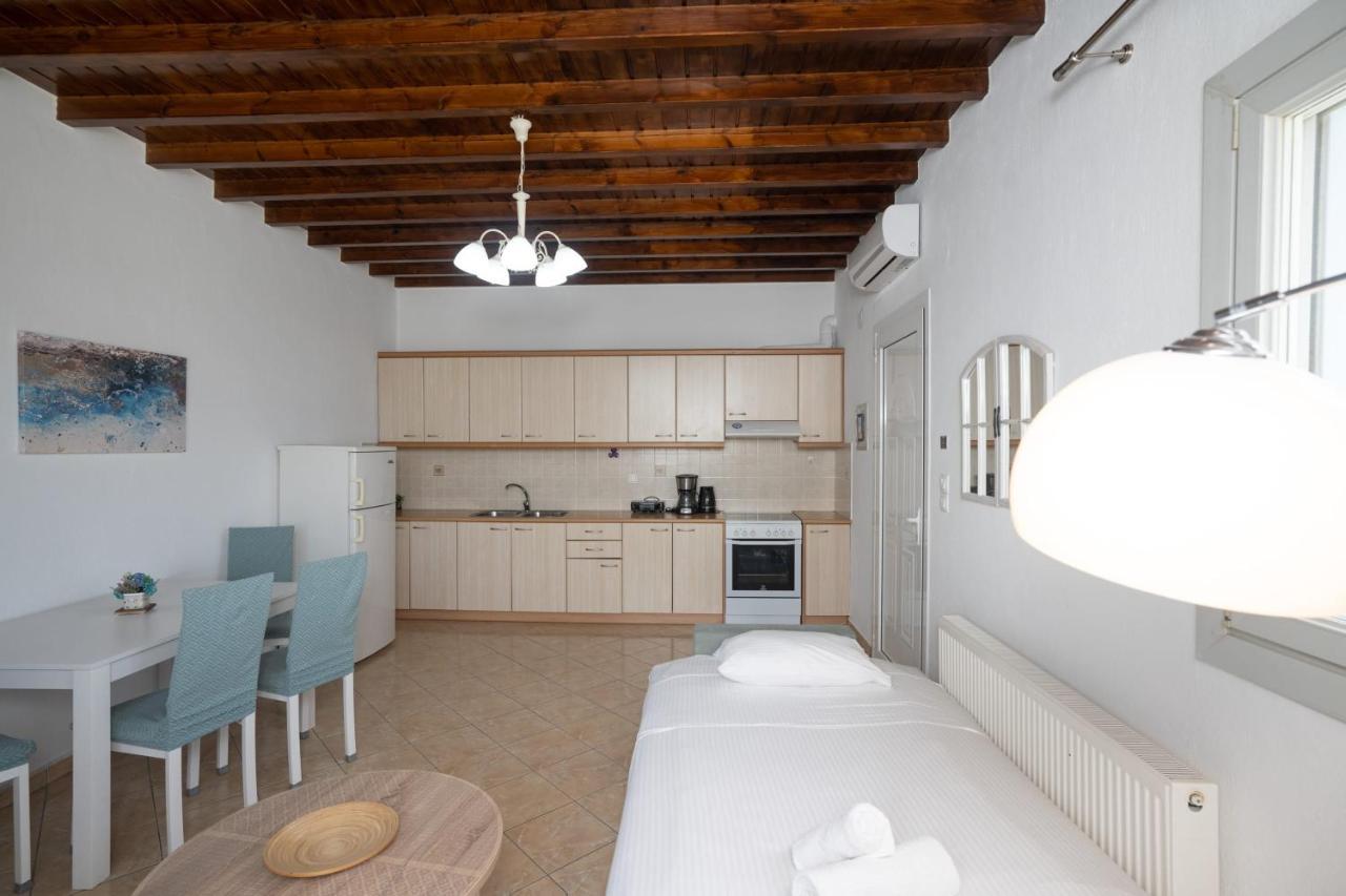 Mykonos Stylish Ivory 1 Bd Apt With Shared Pool