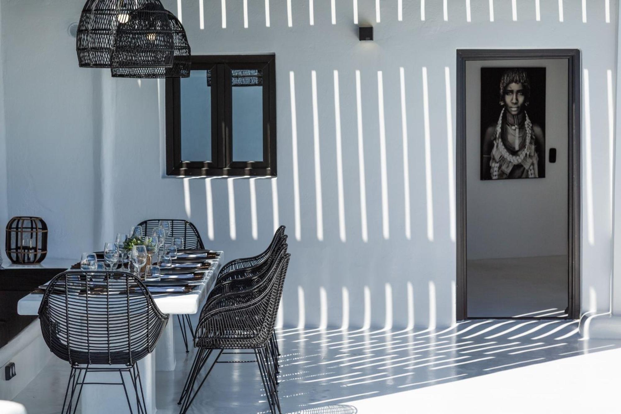 Villa Exquisite Mykonos Hephaestus I 5 Bedroom Infinity Pool Outdoor Jacuzzi Psarou
