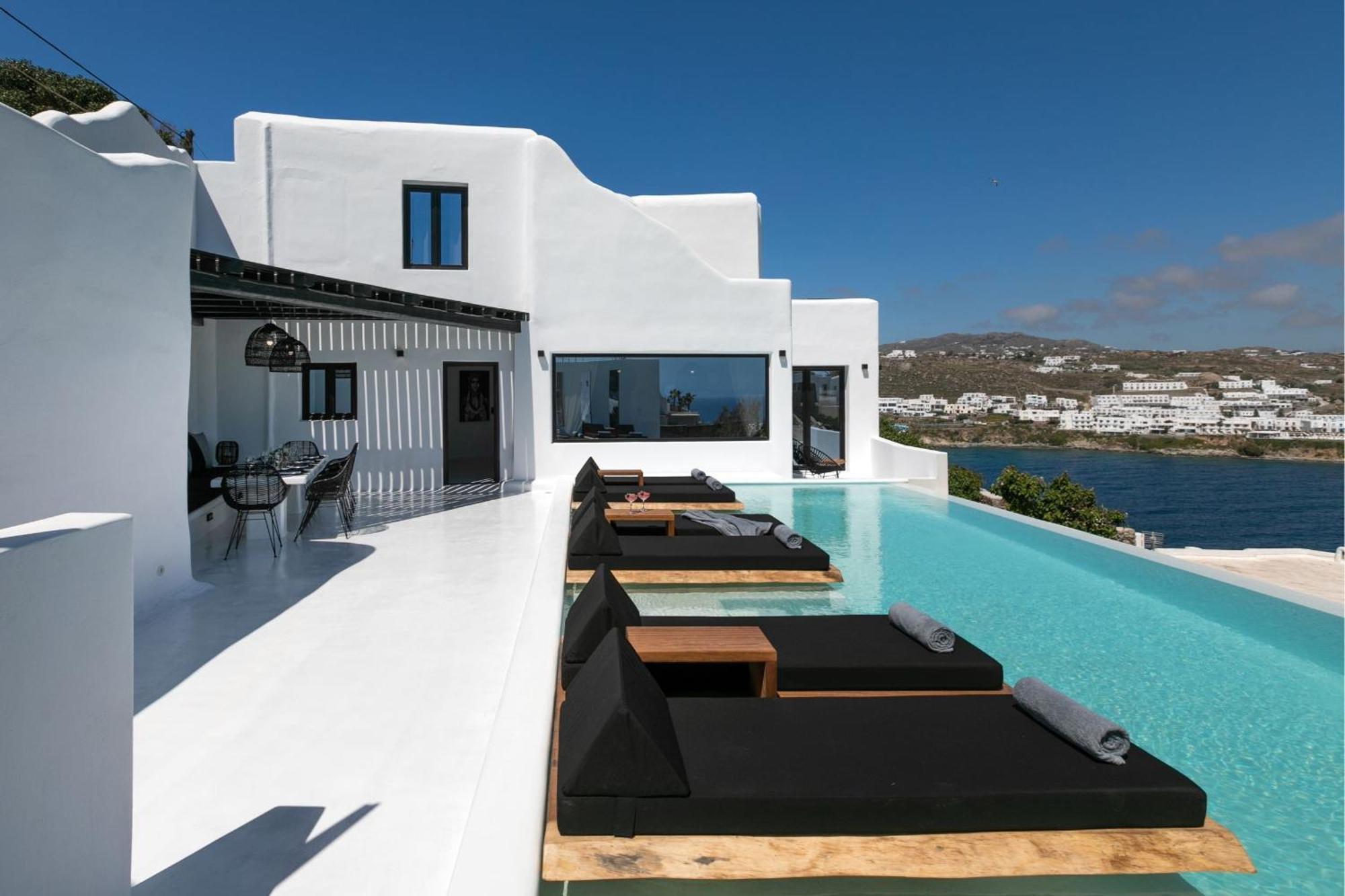 Exquisite Mykonos Hephaestus I 5 Bedroom Infinity Pool Outdoor Jacuzzi Psarou Villa