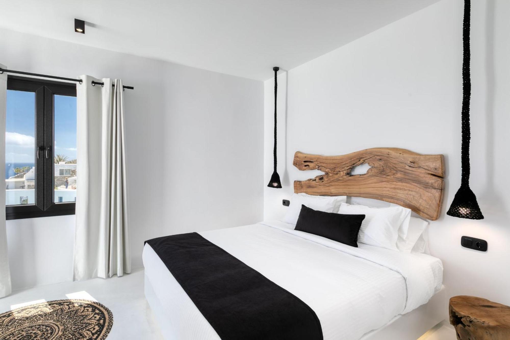 Exquisite Mykonos Hephaestus I 5 Bedroom Infinity Pool Outdoor Jacuzzi Psarou