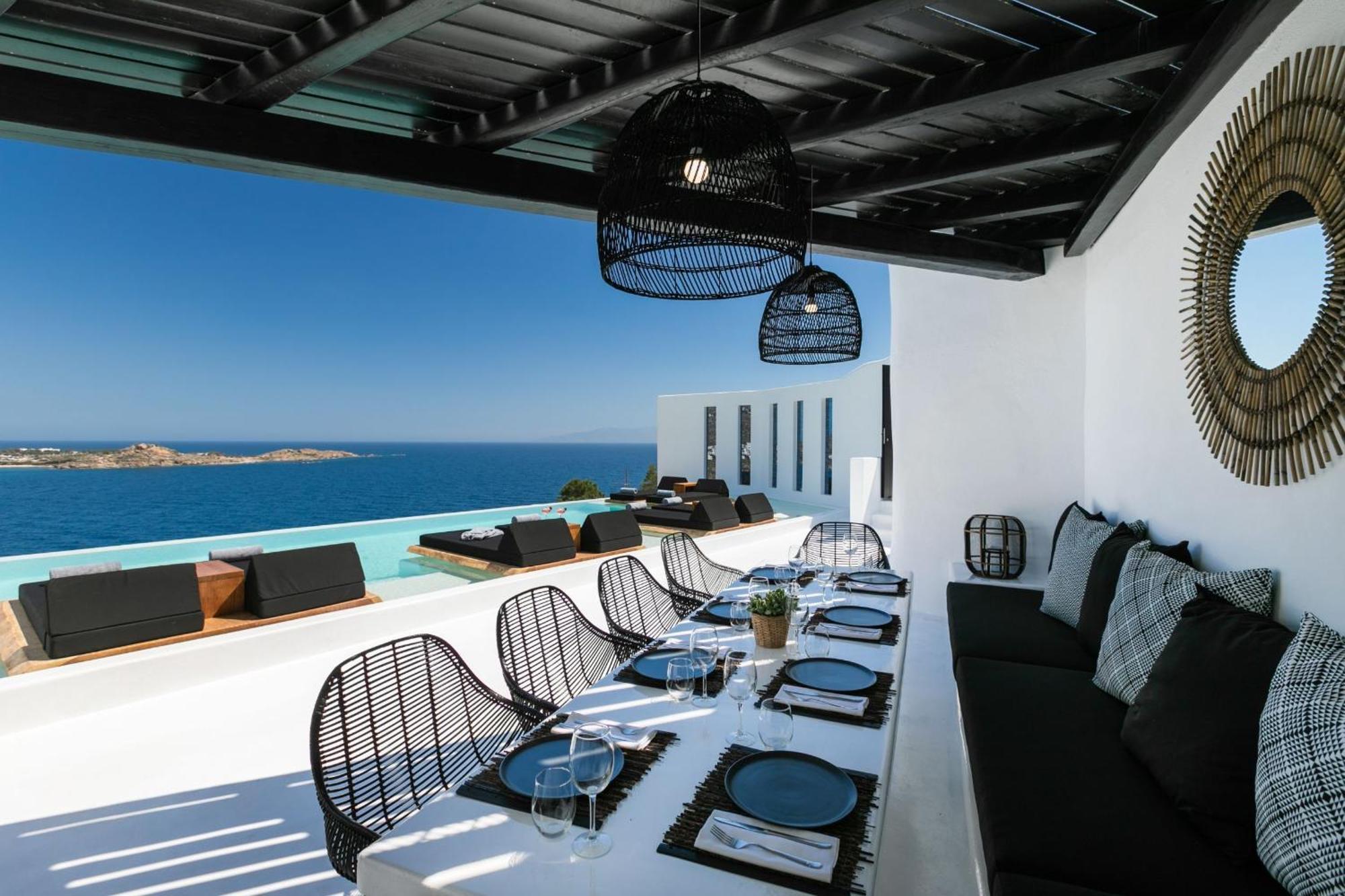 Villa Exquisite Mykonos Hephaestus I 5 Bedroom Infinity Pool Outdoor Jacuzzi Psarou *