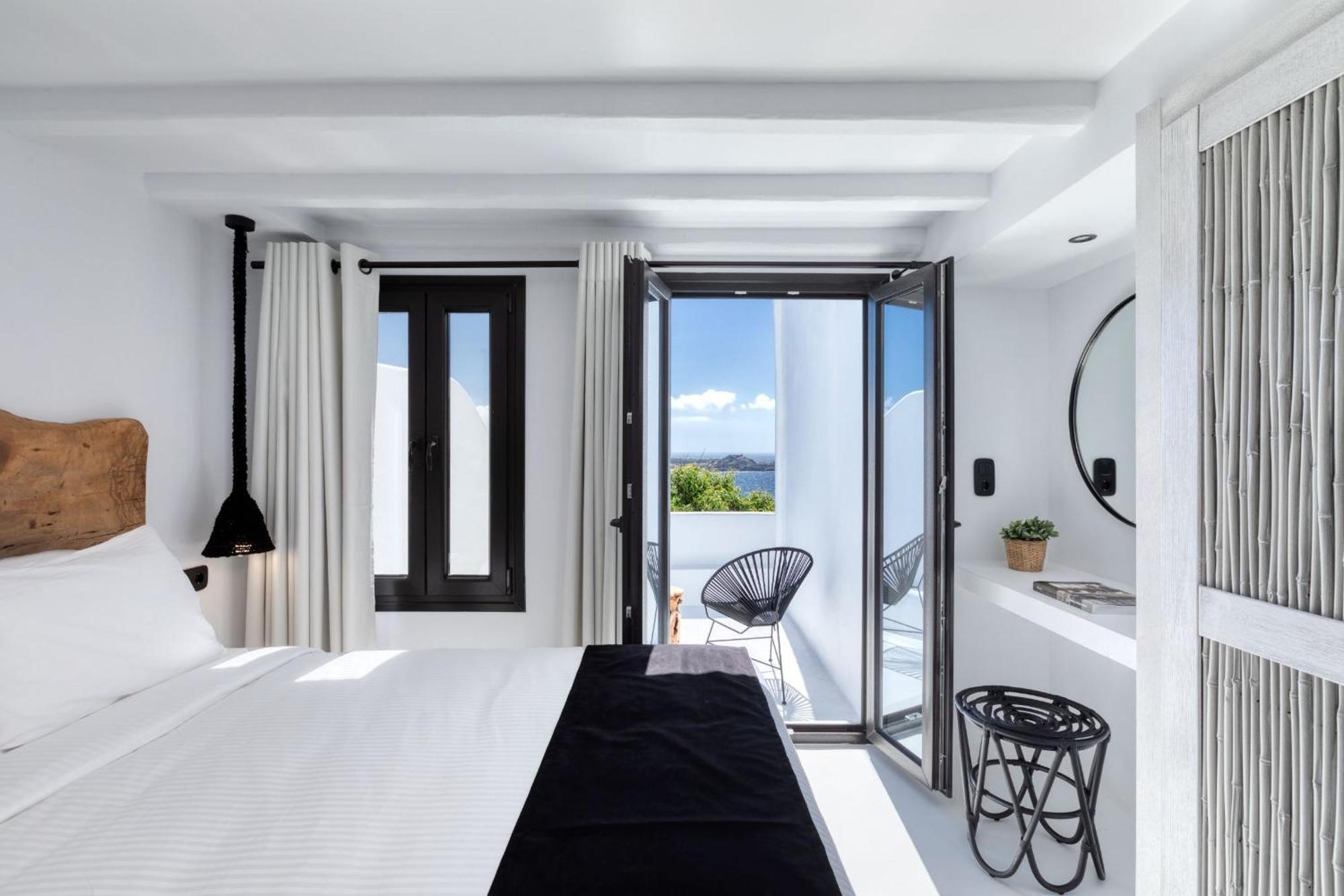 Exquisite Mykonos Hephaestus I 5 Bedroom Infinity Pool Outdoor Jacuzzi Psarou Villa