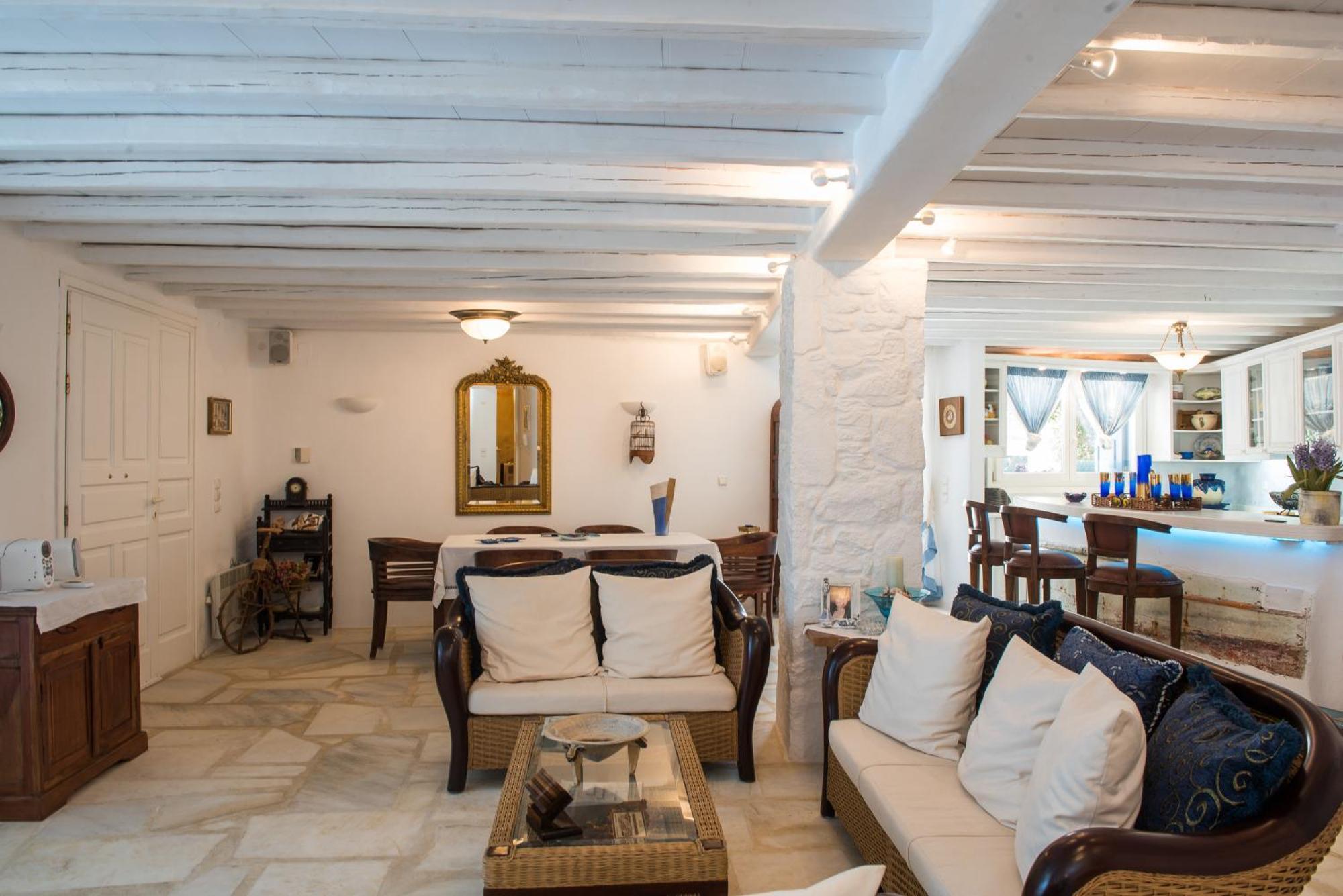Villa Anna, By Mykonos Rocky