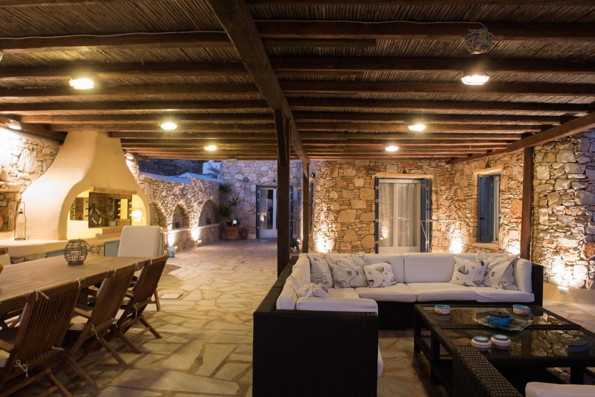 Villa Anna, By Mykonos Rocky *