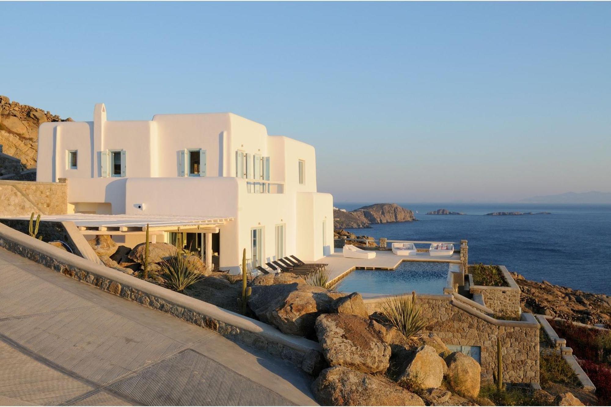 Luxury Key Mykonos 7 Bed Villa Rosella Pouli Villa
