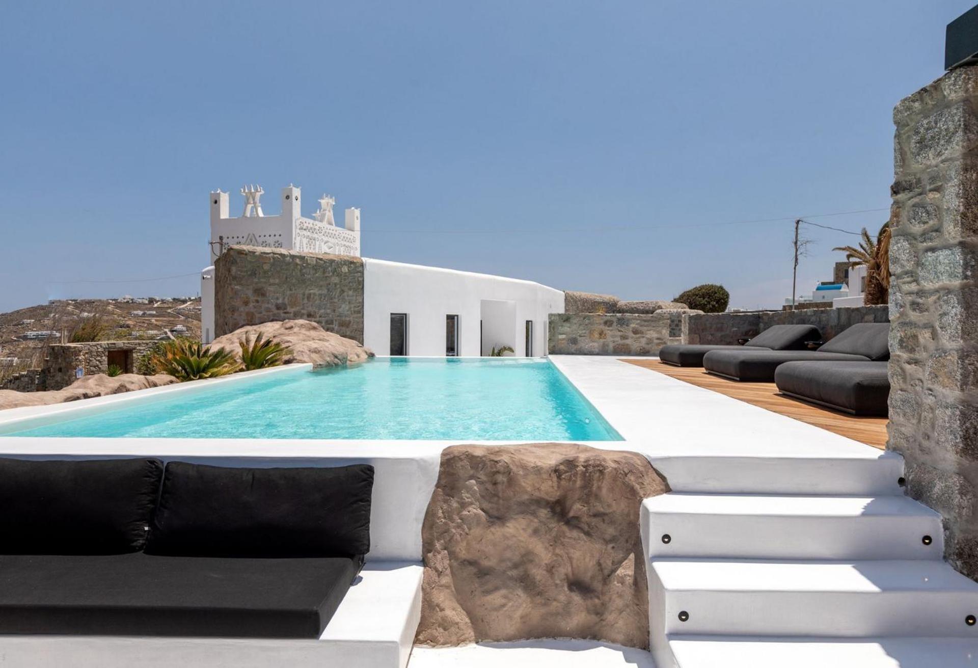 Paraga Mykonos Cave Apartment