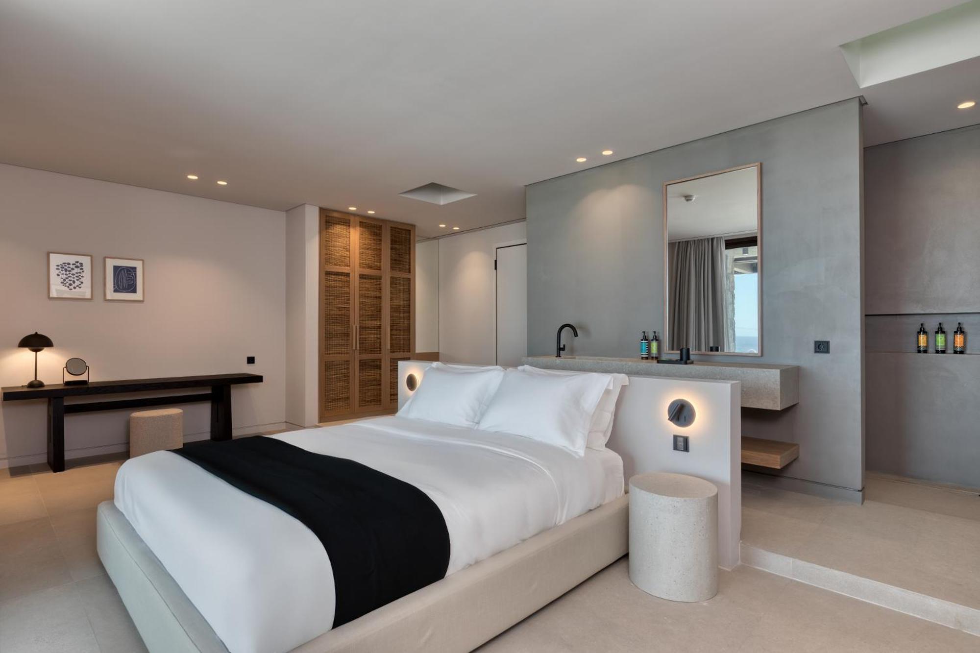 Apollo Yard Mykonos Town