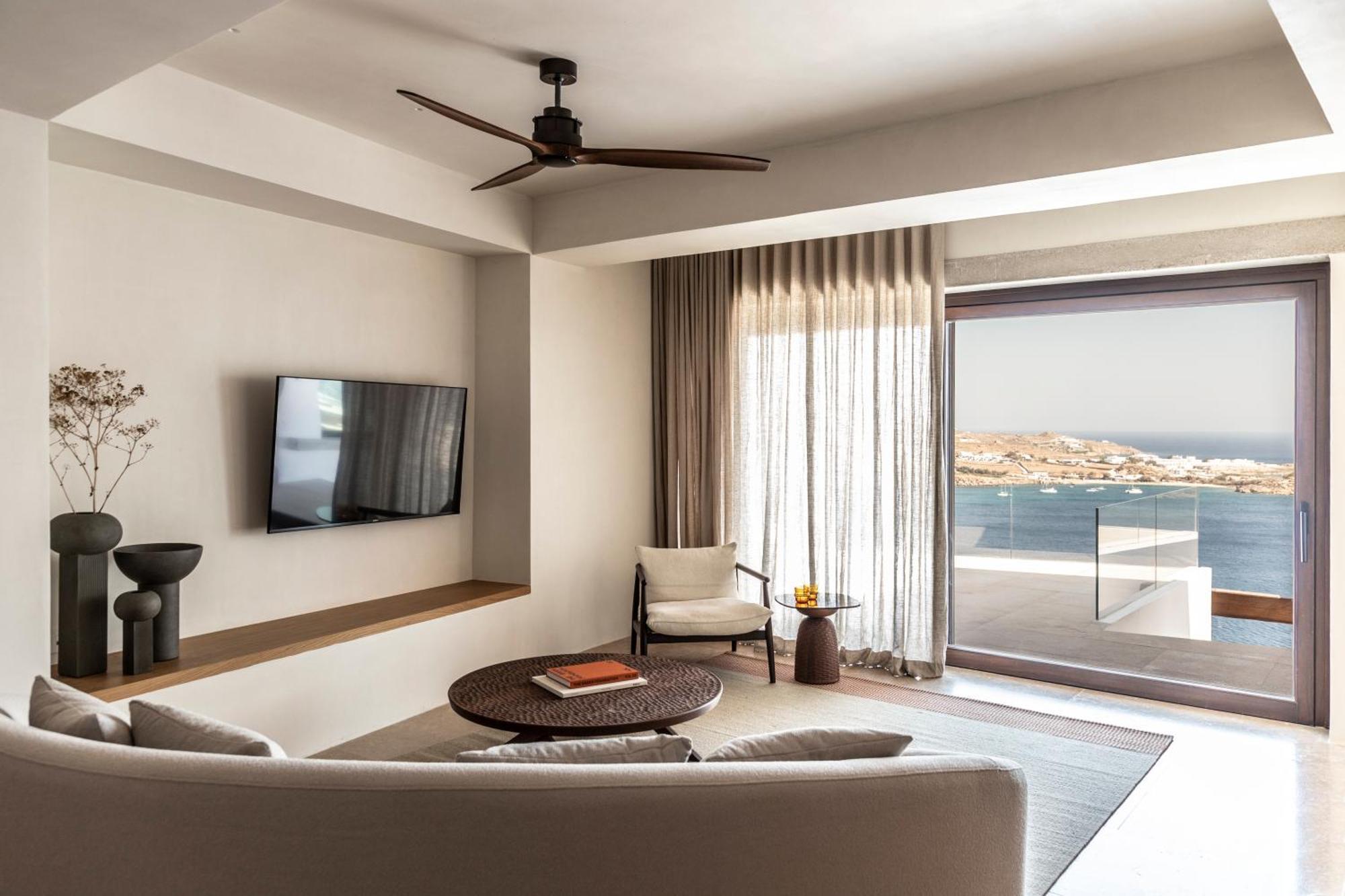 Villa The Skyvilla Mykonos - A Landmark With Breathtaking Views Of The Psarou Bay