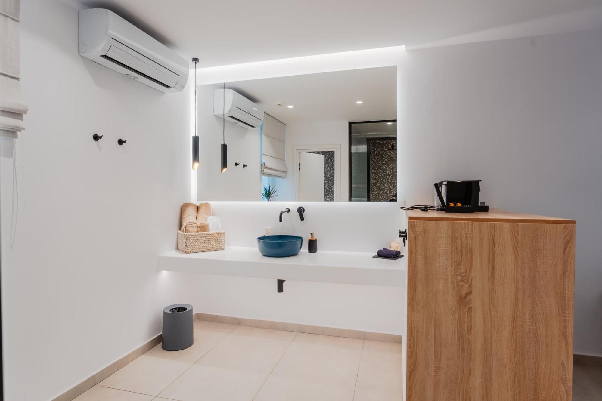 Oliving Mykonos Luxury Klouvas