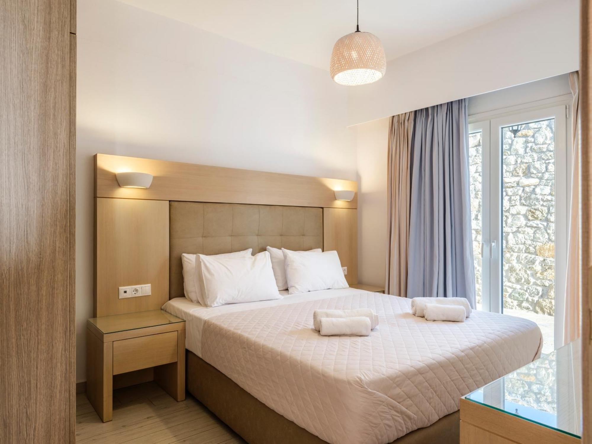 Apartment Evi &