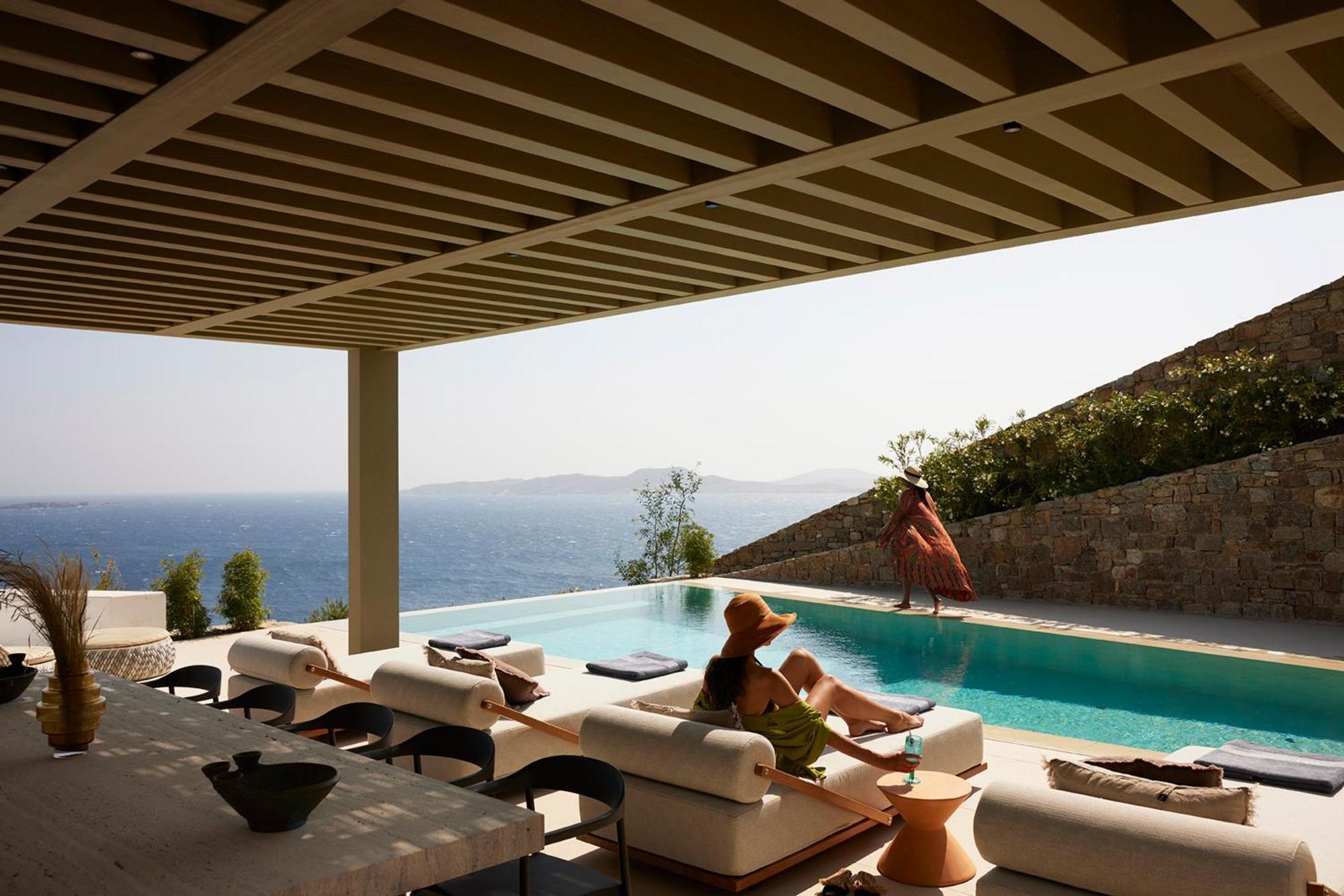The Coast Bill&coo-the Leading Of The World (adults Only) 5*