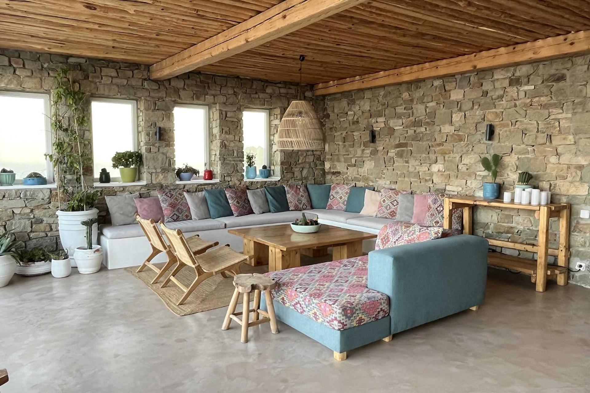 Joy Fanari (Mykonos)