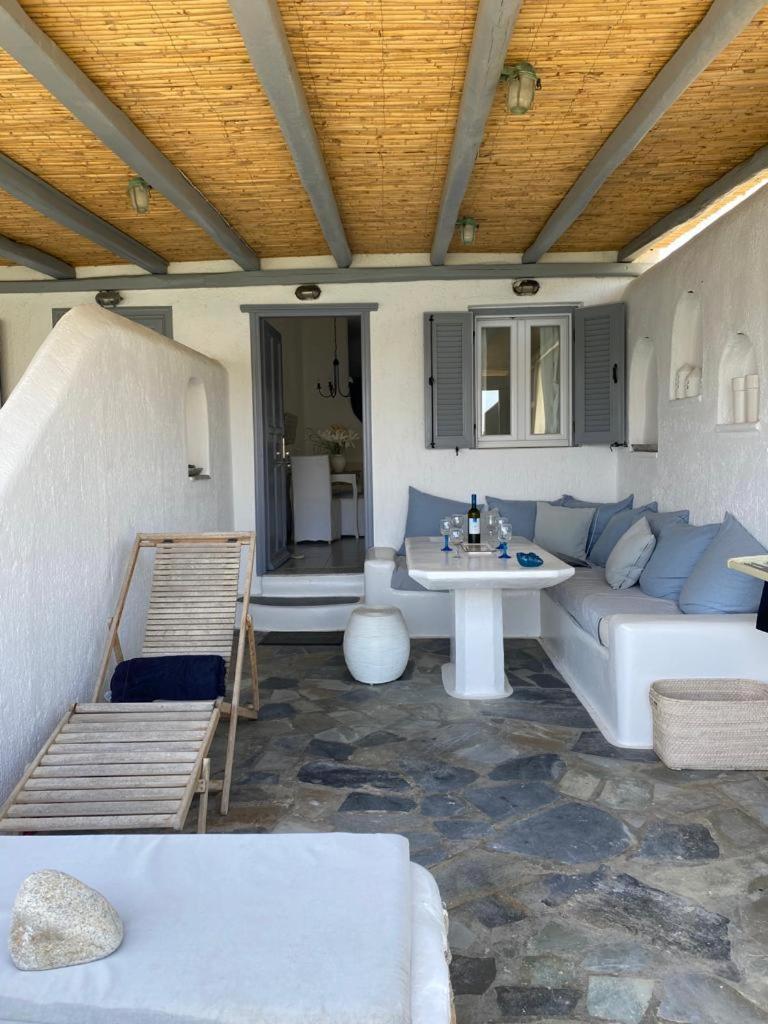 Beautiful House With Stunning Views In Costa Ilios
