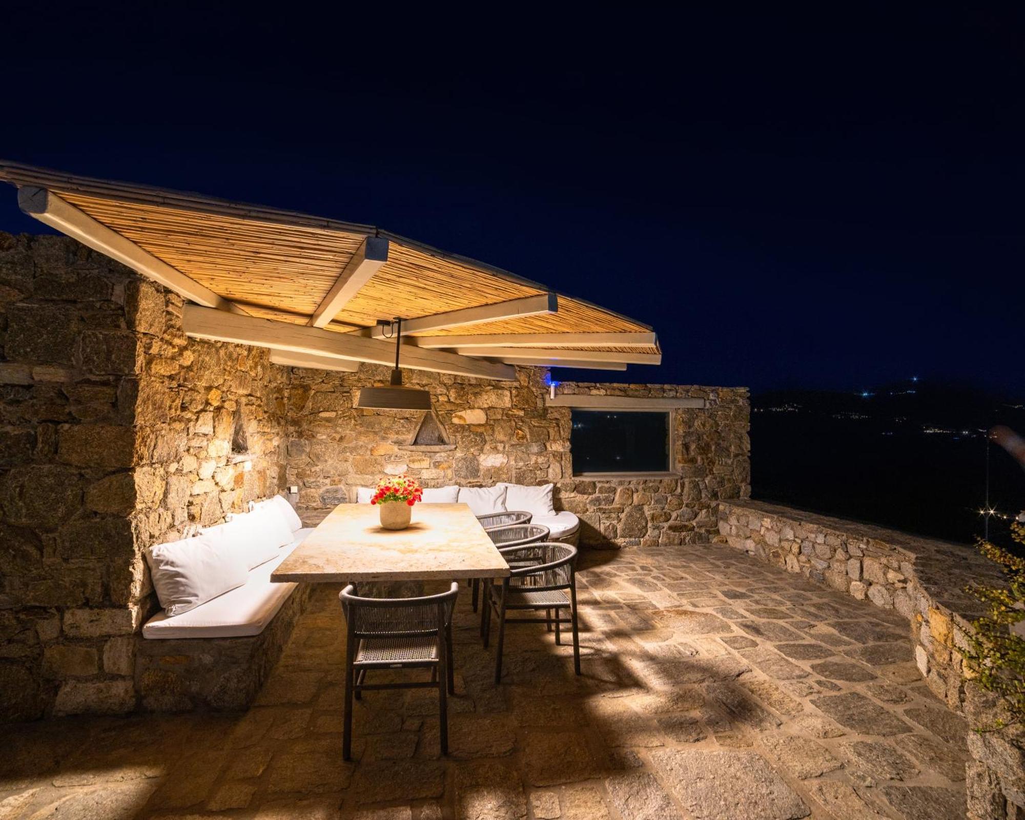 Agavi - Private Pool & Security Included - Ideal For Events *