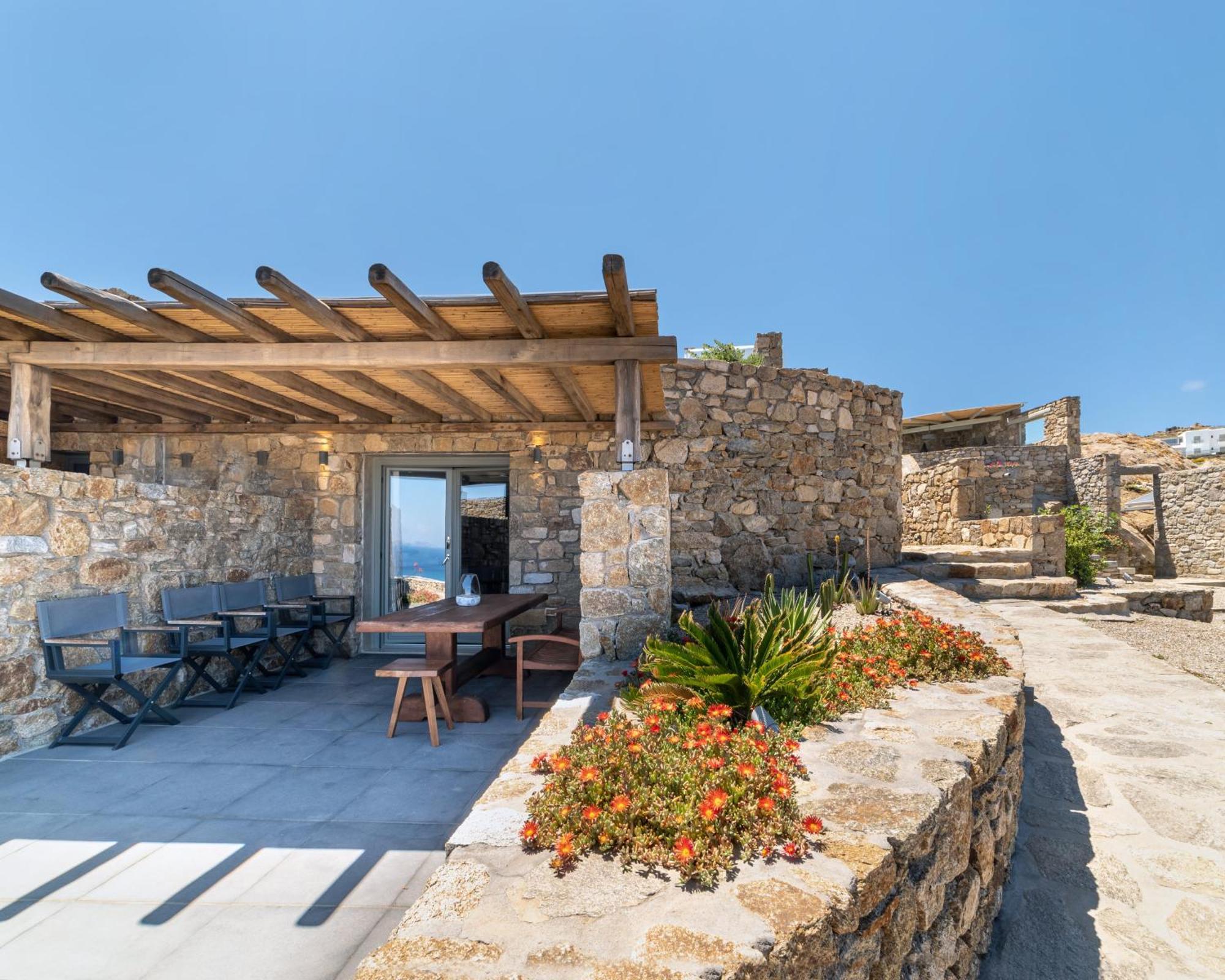 Agavi - Private Pool & Security Included - Ideal For Events