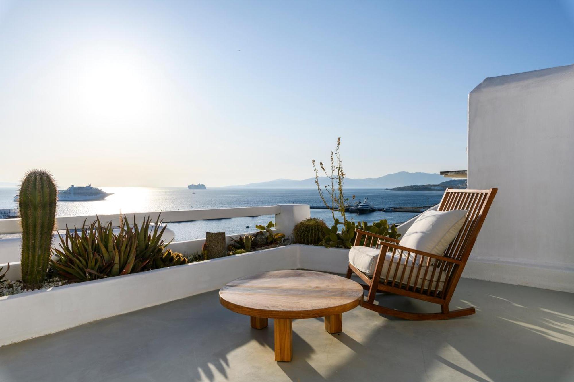 She Mykonos - The Residency Aparthotel *