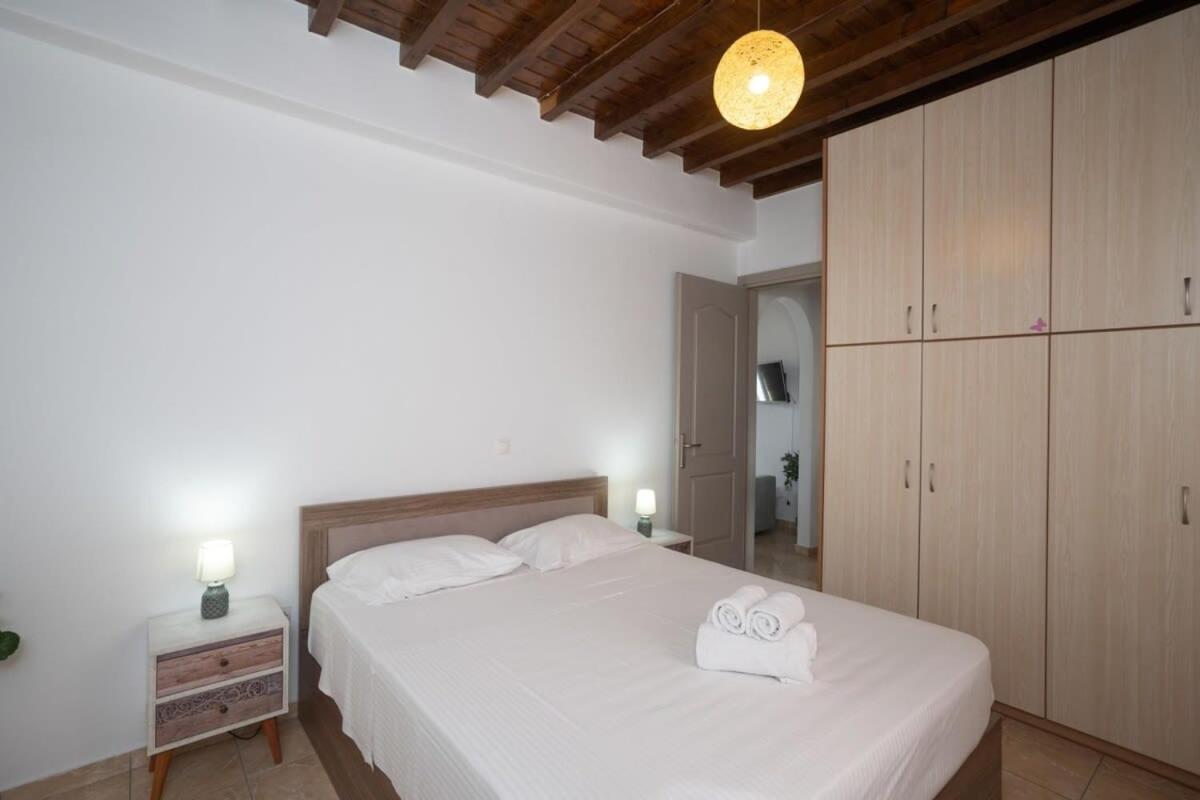 Mykonos Stylish Ivory 1 Bd Apt With Shared Pool Apartment *