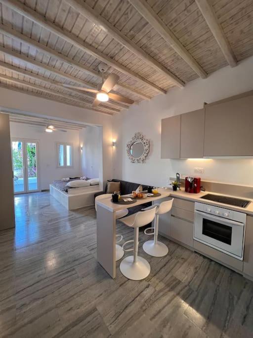 “myrto” Apartments- Ornos Apartment *
