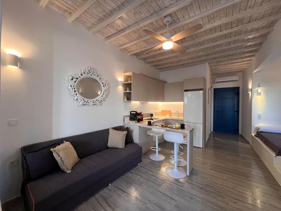 “myrto” Apartments- Ornos Apartment *