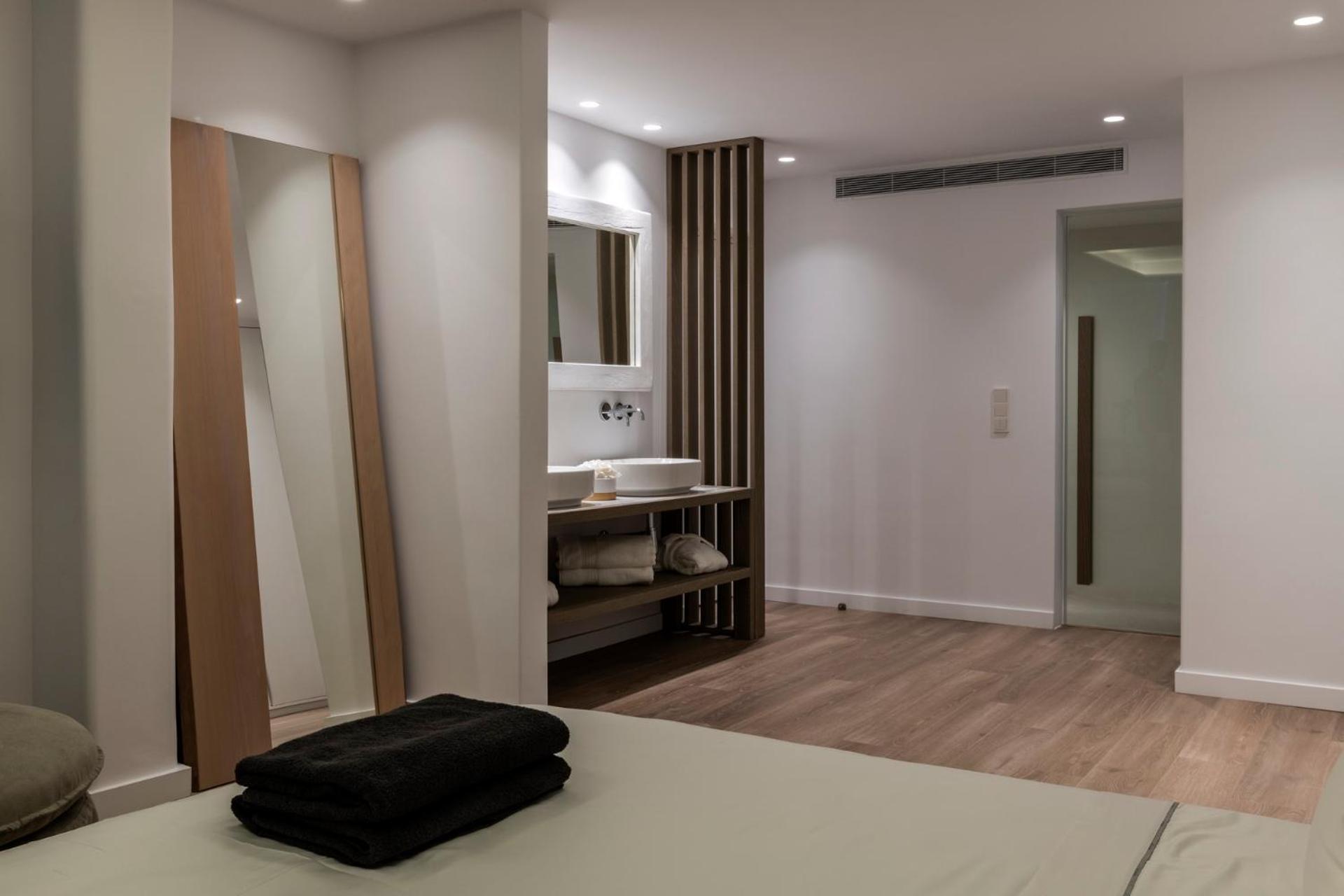 Dm By Ethos Hospitality *