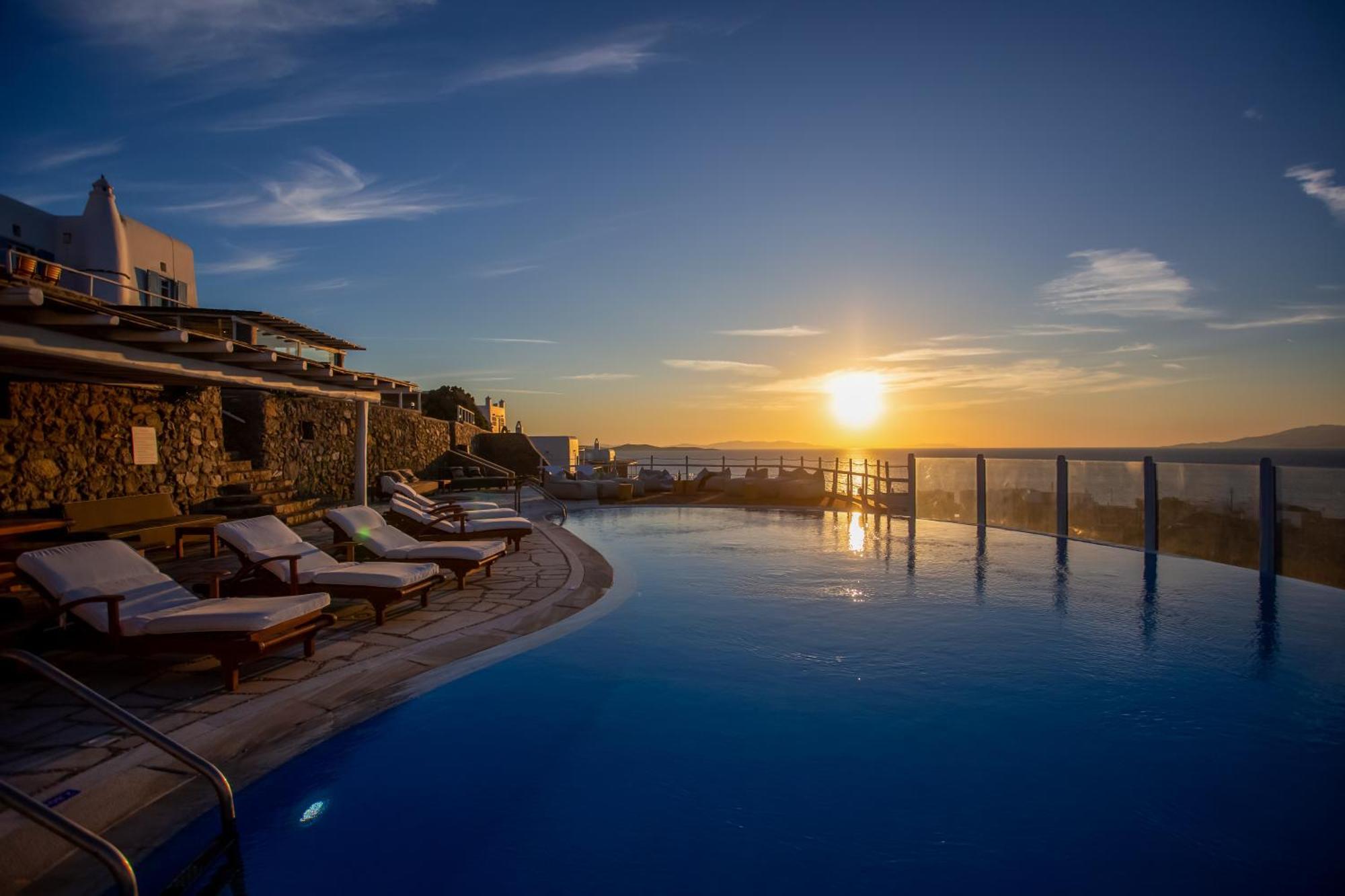 Patron 1 & 2 Pool Sunset Villas- Seven Bedrooms & Five Bedrooms Mykonos Town