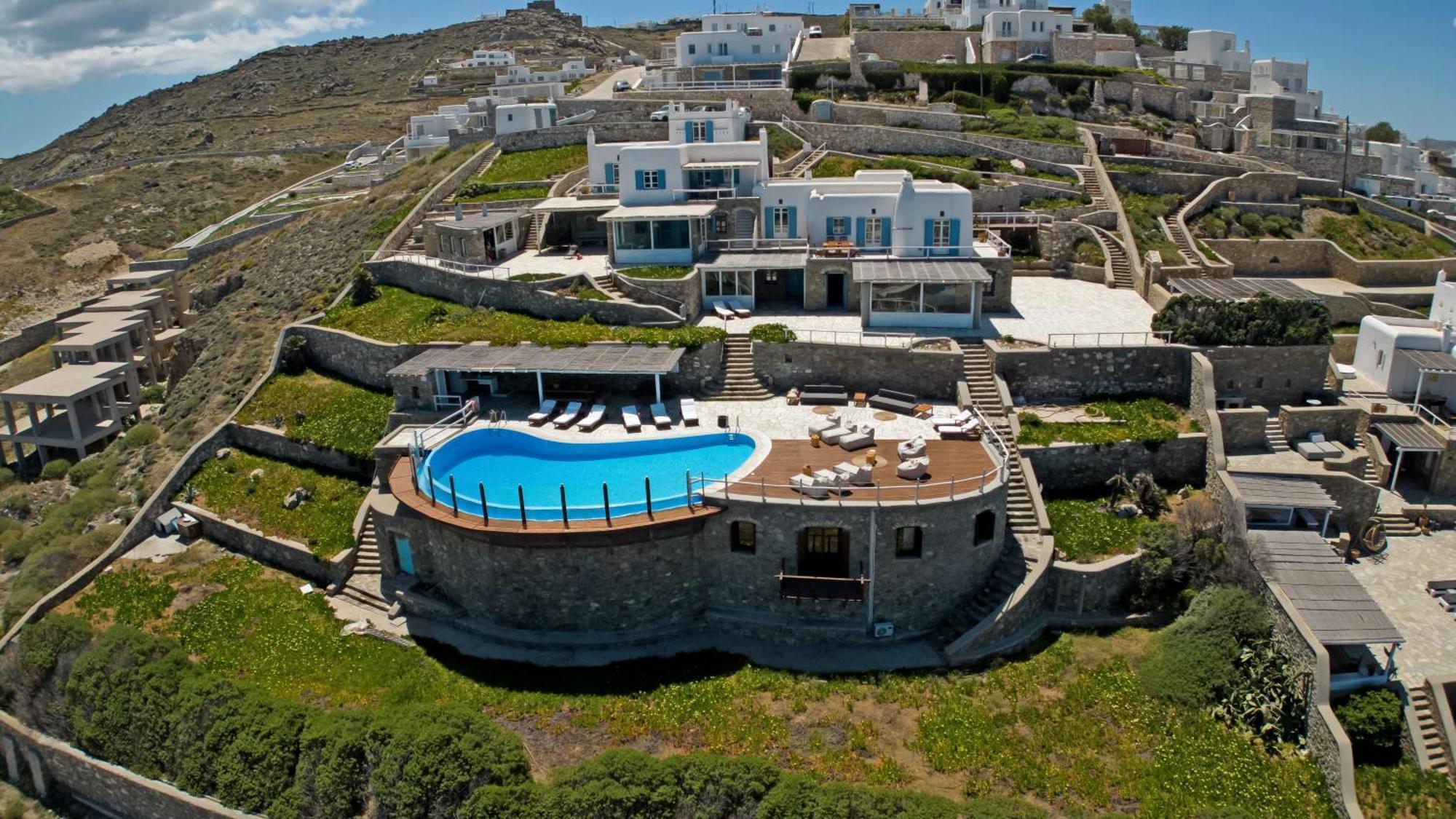 Patron 1 & 2 Pool Sunset Villas- Seven Bedrooms & Five Bedrooms * Mykonos Town