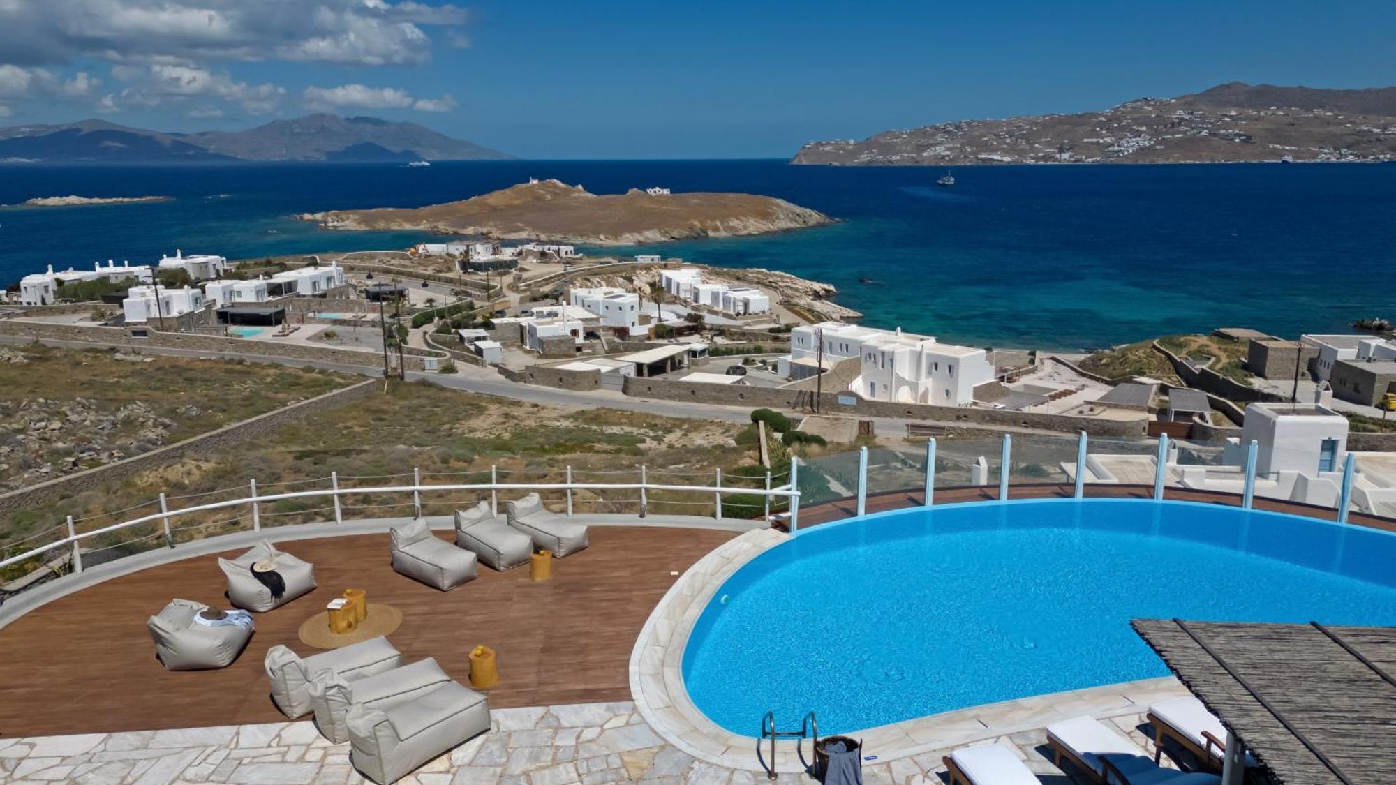 Patron 1 & 2 Pool Sunset Villas- Seven Bedrooms & Five Bedrooms Villa