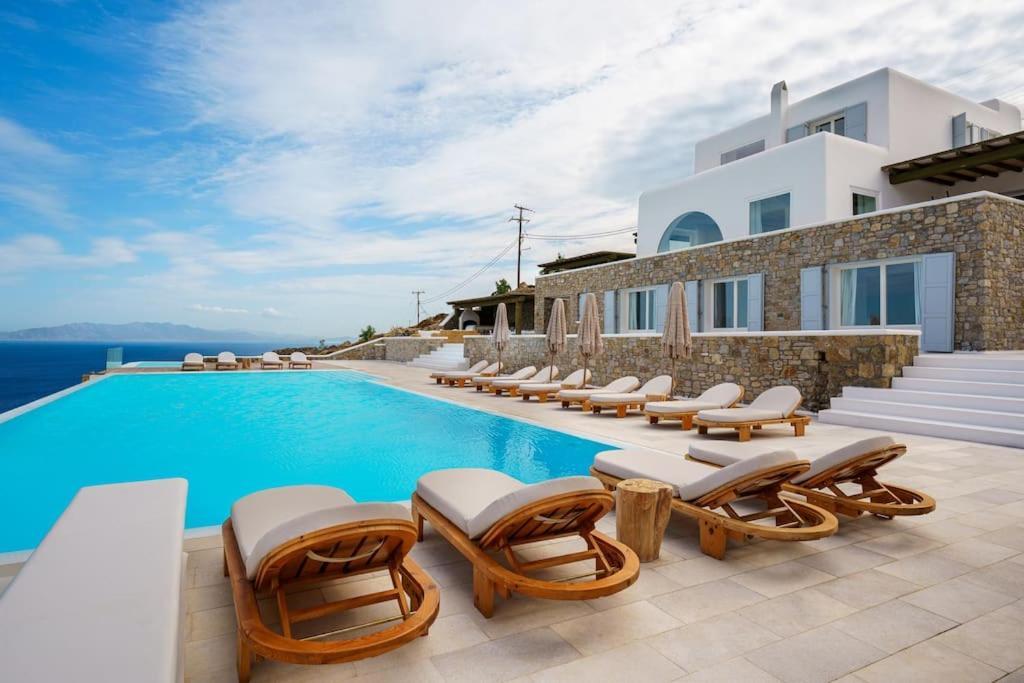 Villa Nafsithoi View Mykonos Town
