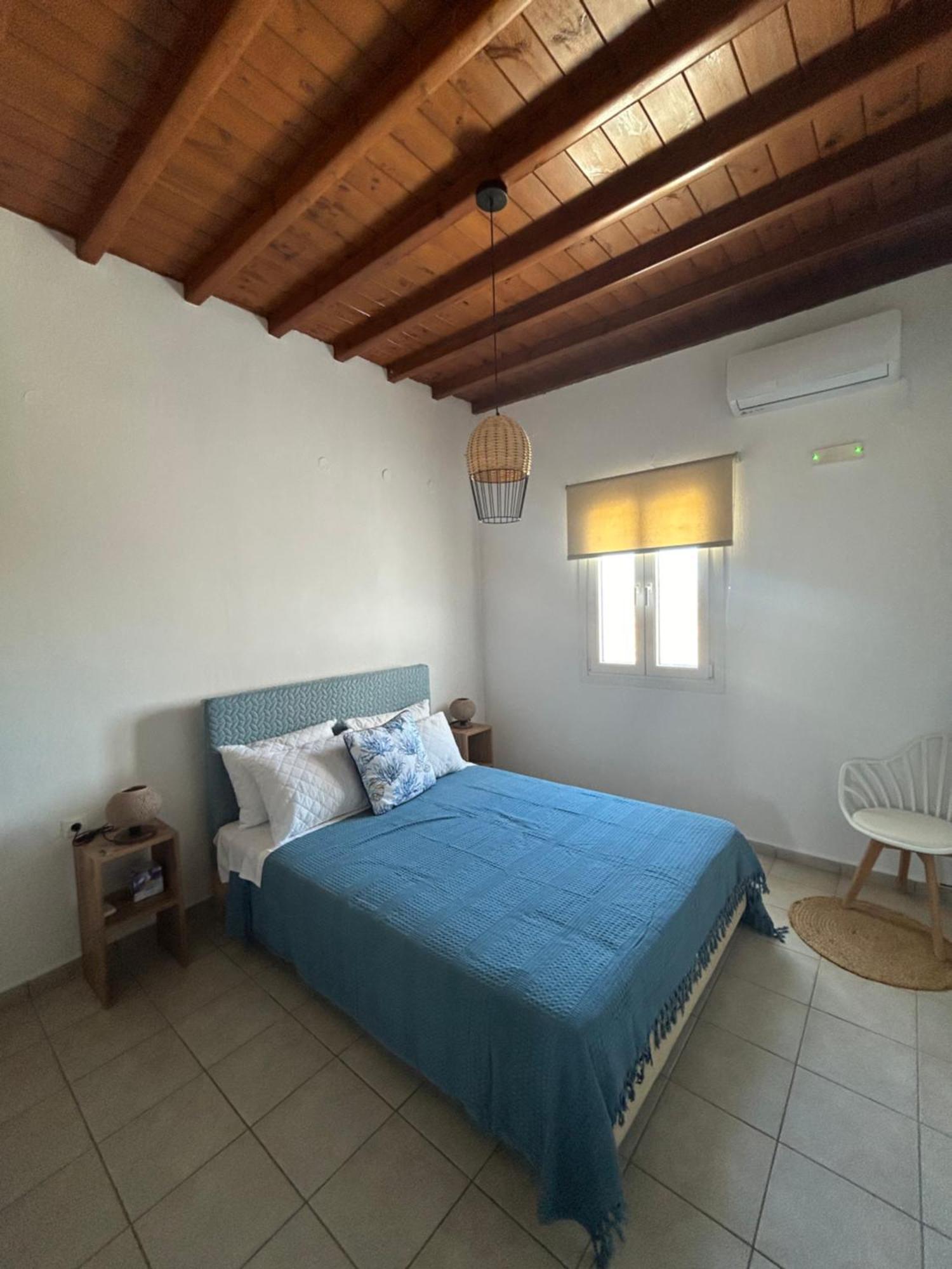 Agyra House Super Paradise Beach (Mykonos)