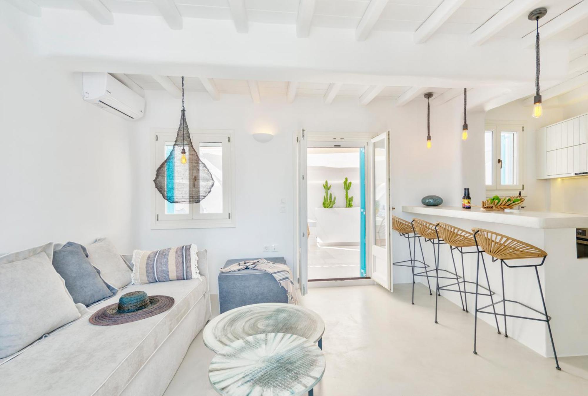 Mykonian Mews Luxury *