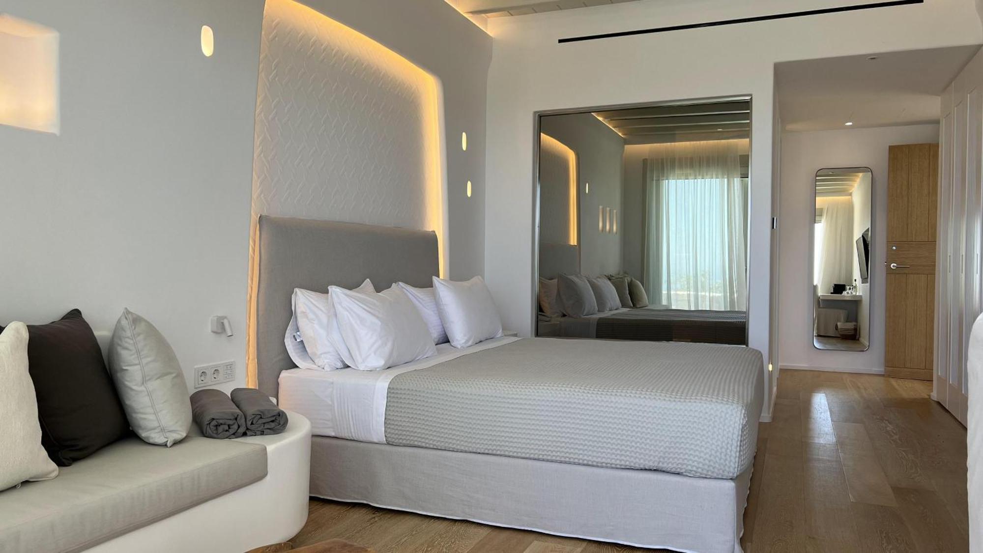 Hotel Nomia Sunset Suites Mykonos 5*