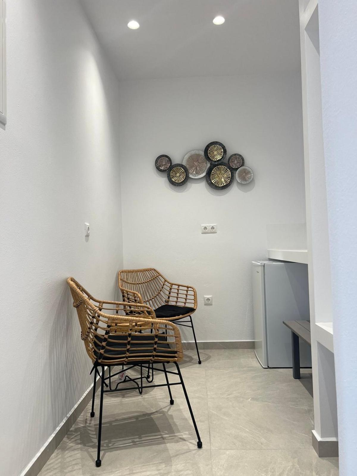 Aparthotel Anemos