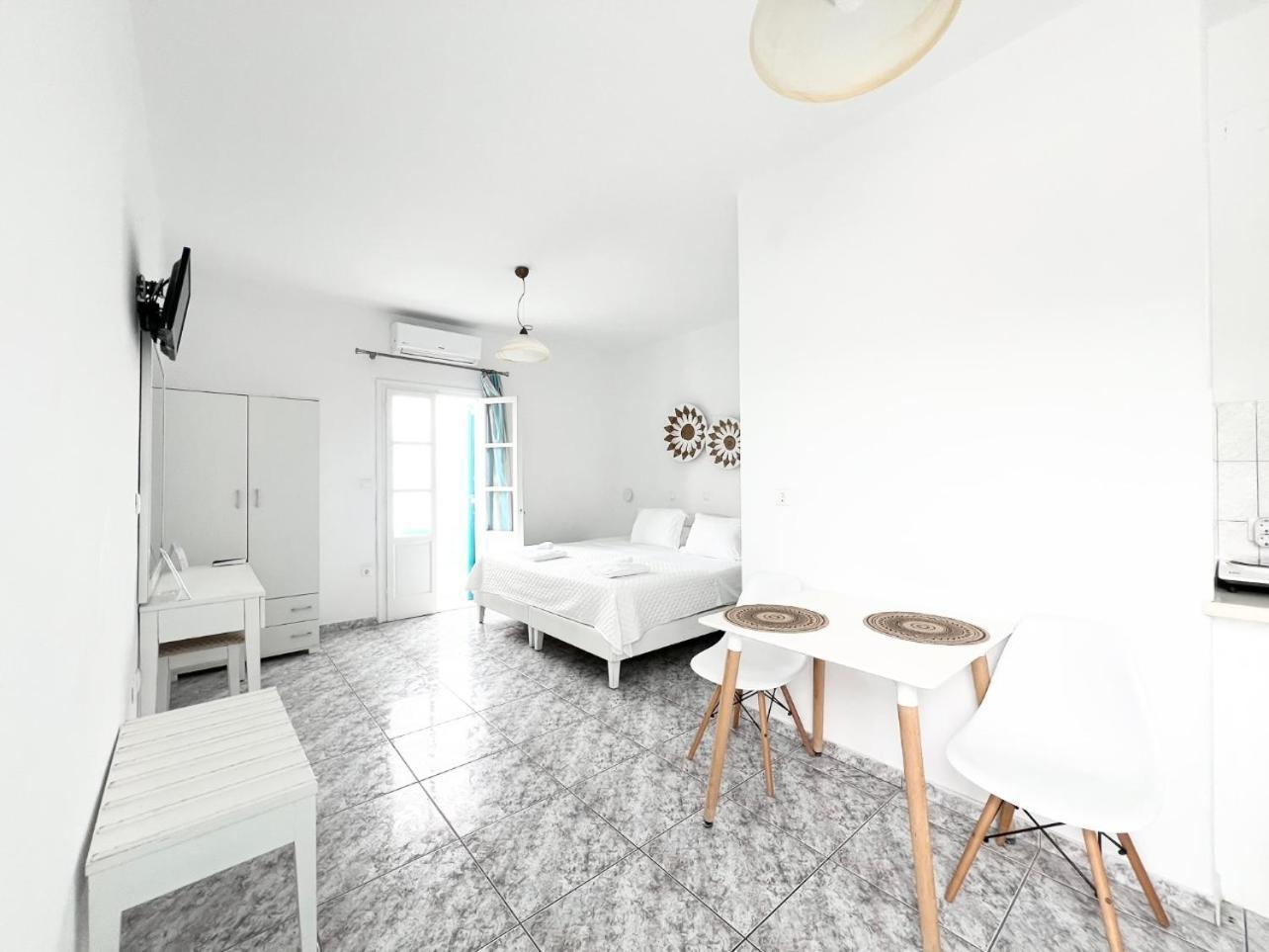 Cyclades Blue Aparthotel
