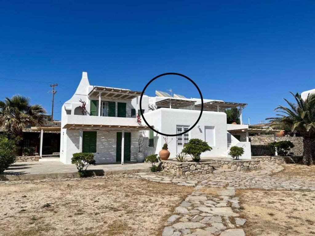 Fos Mykonos *