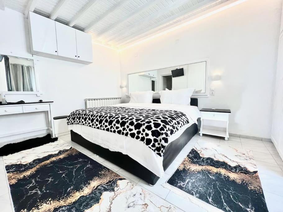 White Star Natasa Mykonos Town