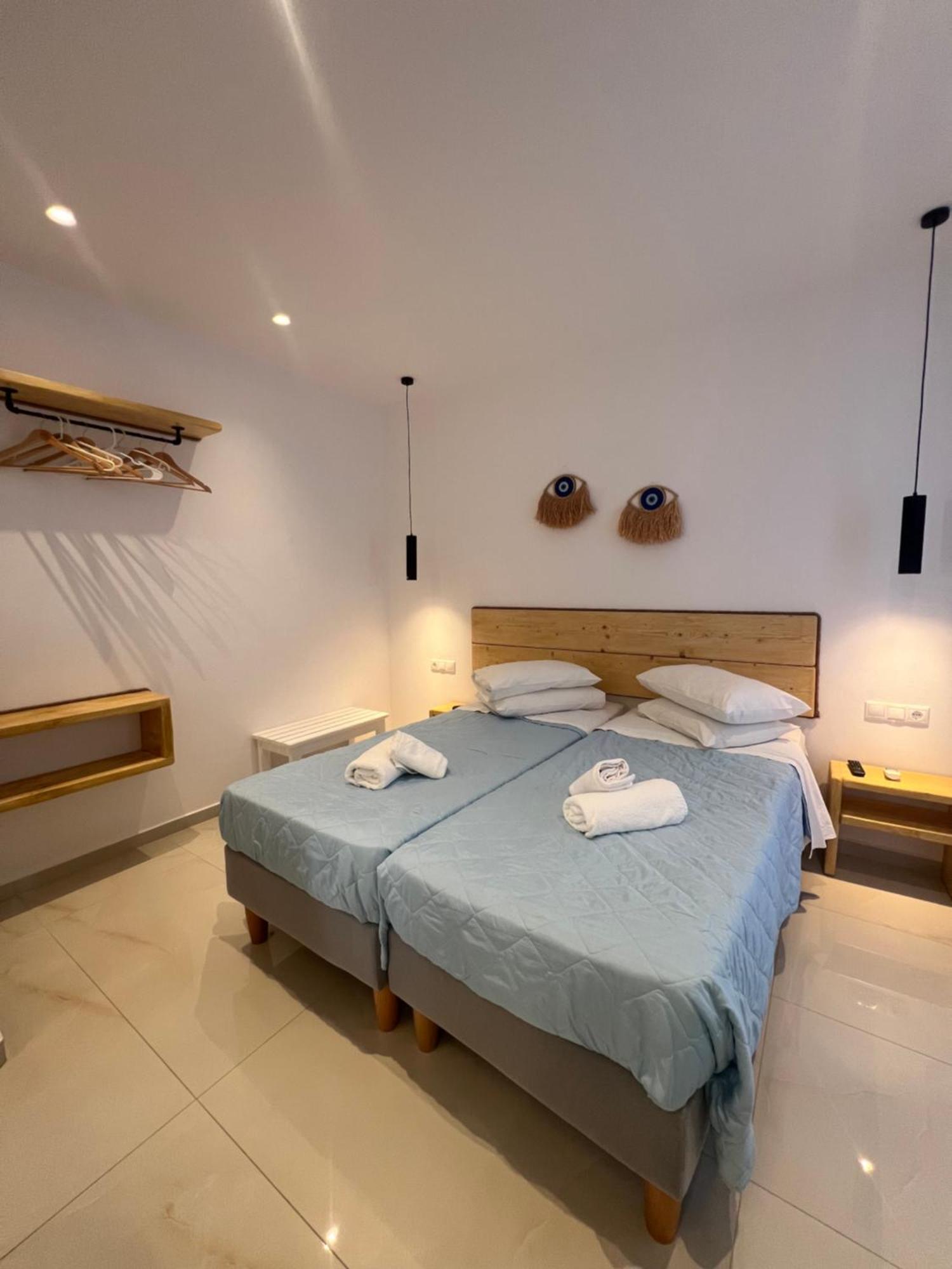 Anemos Aparthotel 3*