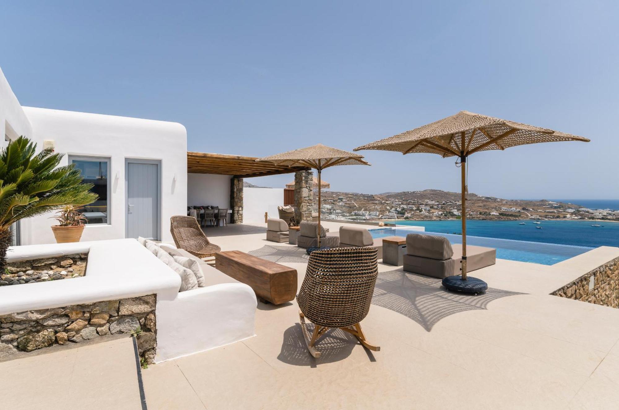 Paoli - Private Pool, Sea View & Jacuzzi Villa Mykonos Town