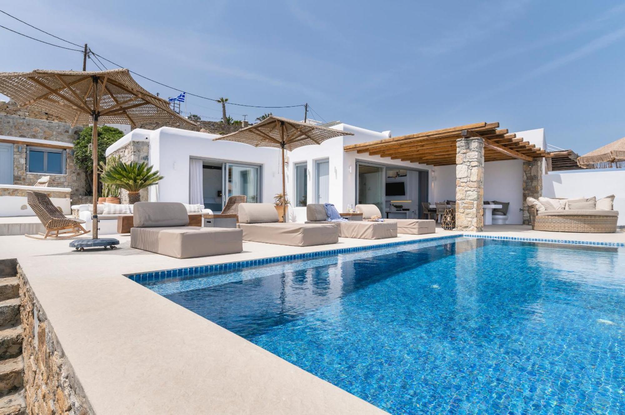 Paoli - Private Pool, Sea View & Jacuzzi Mykonos Town