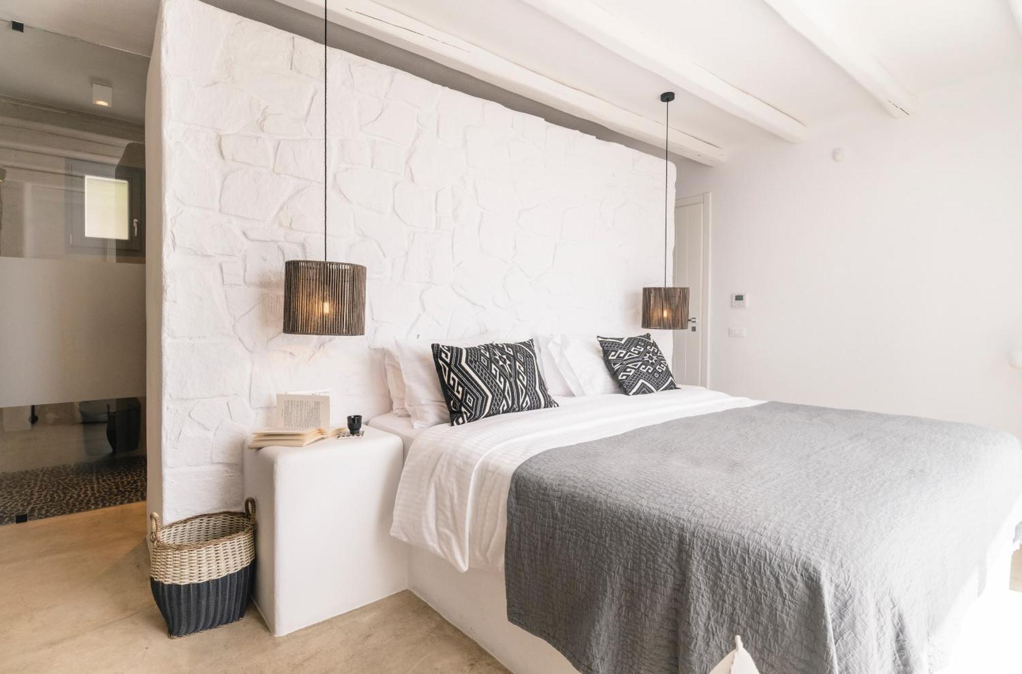 Paoli - Private Pool, Sea View & Jacuzzi Mykonos Town